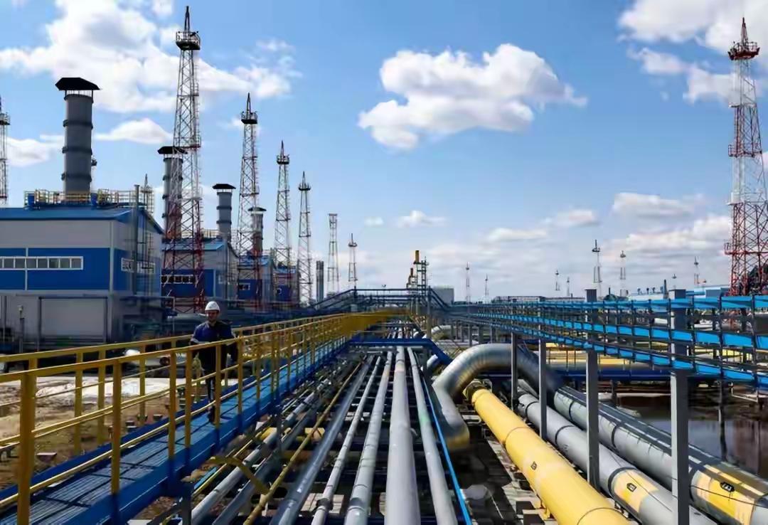 美国财长刚骂完中国“不可靠”，就因为咱们“囤油”。我一听就笑了。你知道美