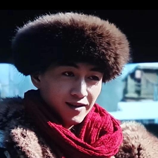 大生意人今天刚看完有一个细节不知道大家注意到没古平原不是发配宁古塔吗？那为什