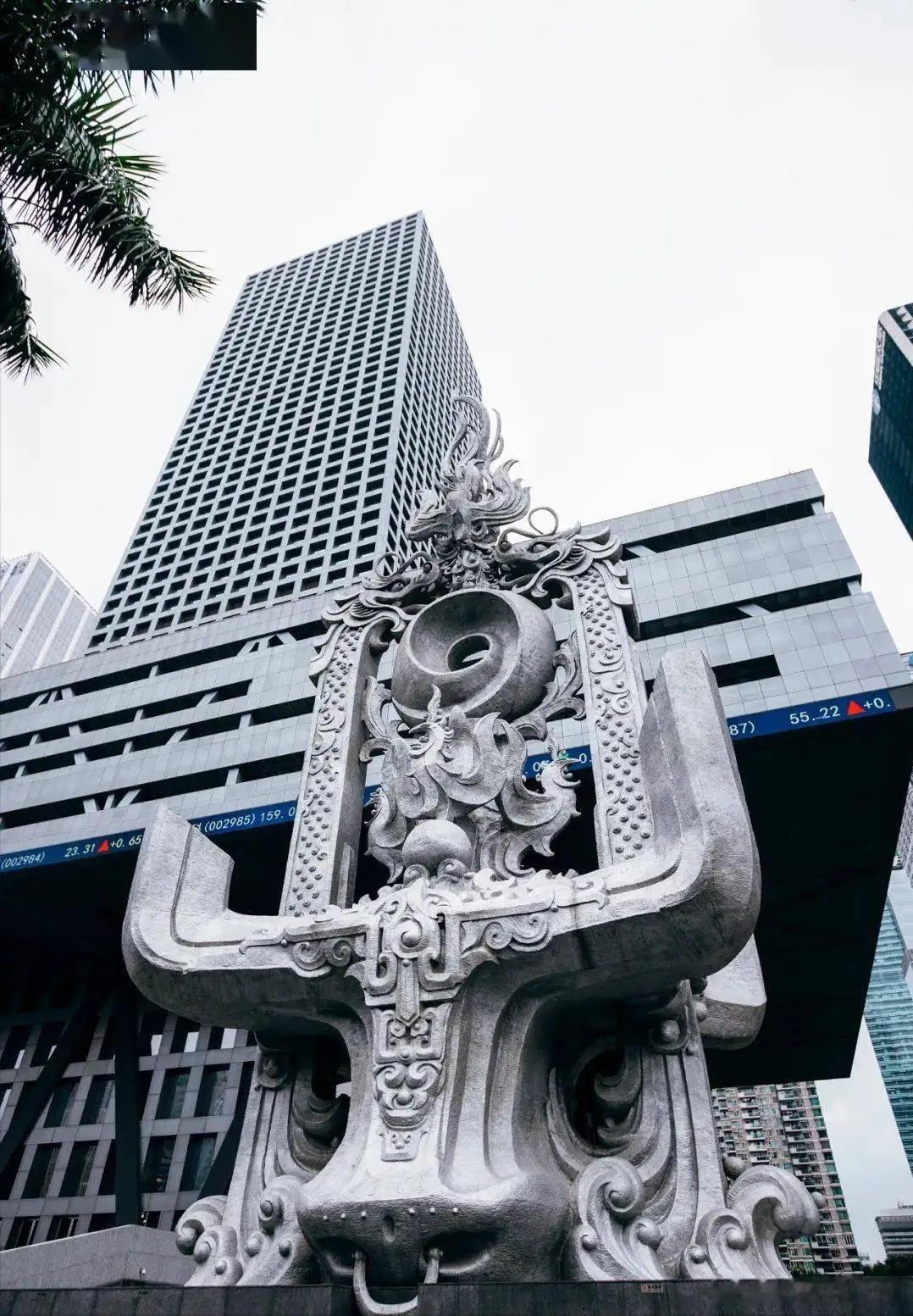 牛市应该还没结束，因为后面还有好几个巨头等着上市，资本怎么着也得让市场再撑一撑。