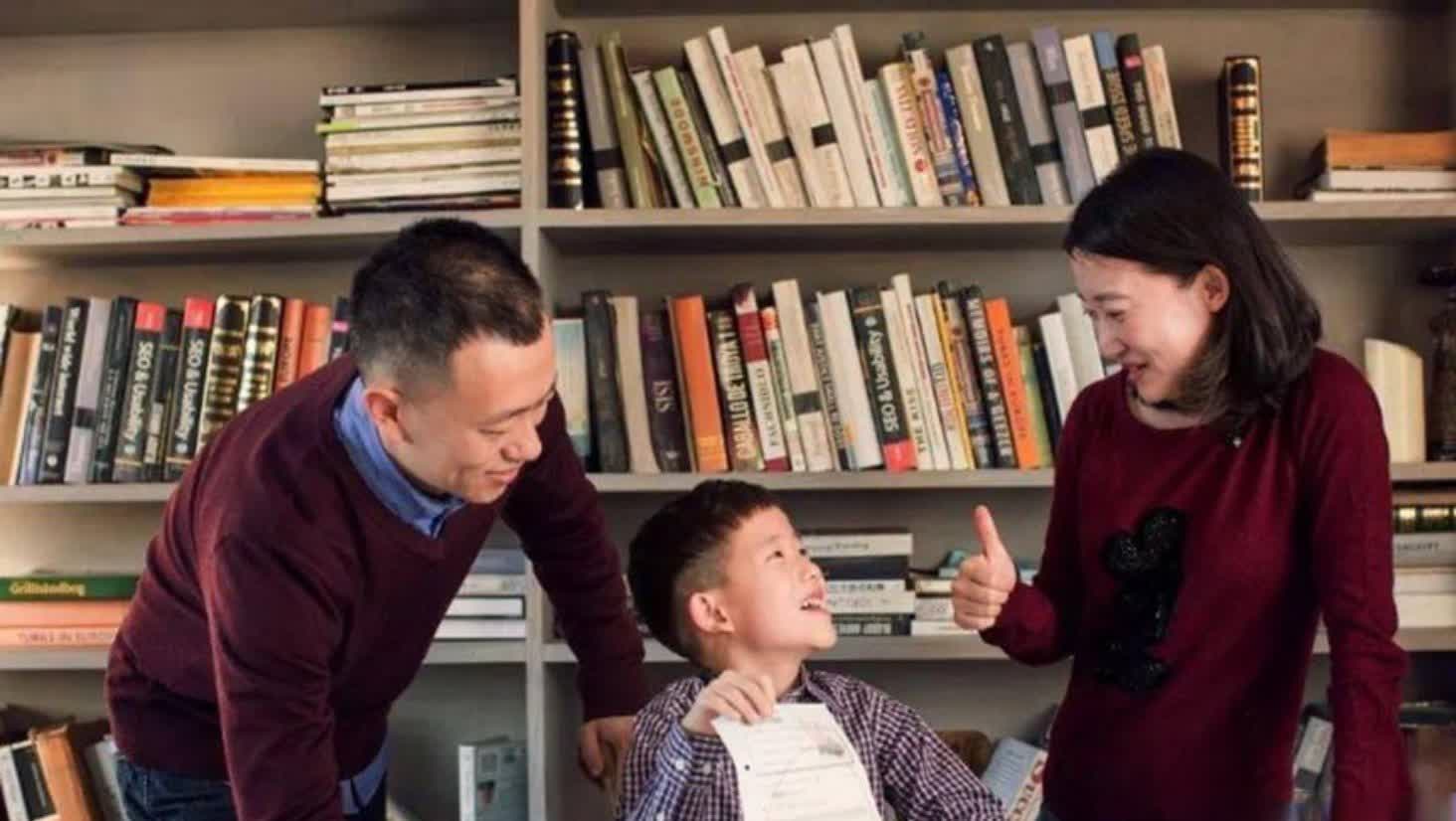 托举孩子的四个黄金期：会成长的父母，才能养出优秀的孩子一、0-3岁：安全