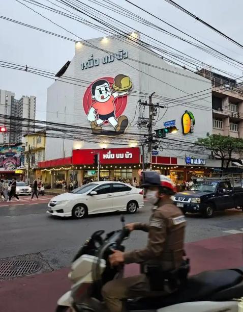 每月5000元退休金在泰国是什么生活水平？照当前汇率算，5000元人民币大约能兑