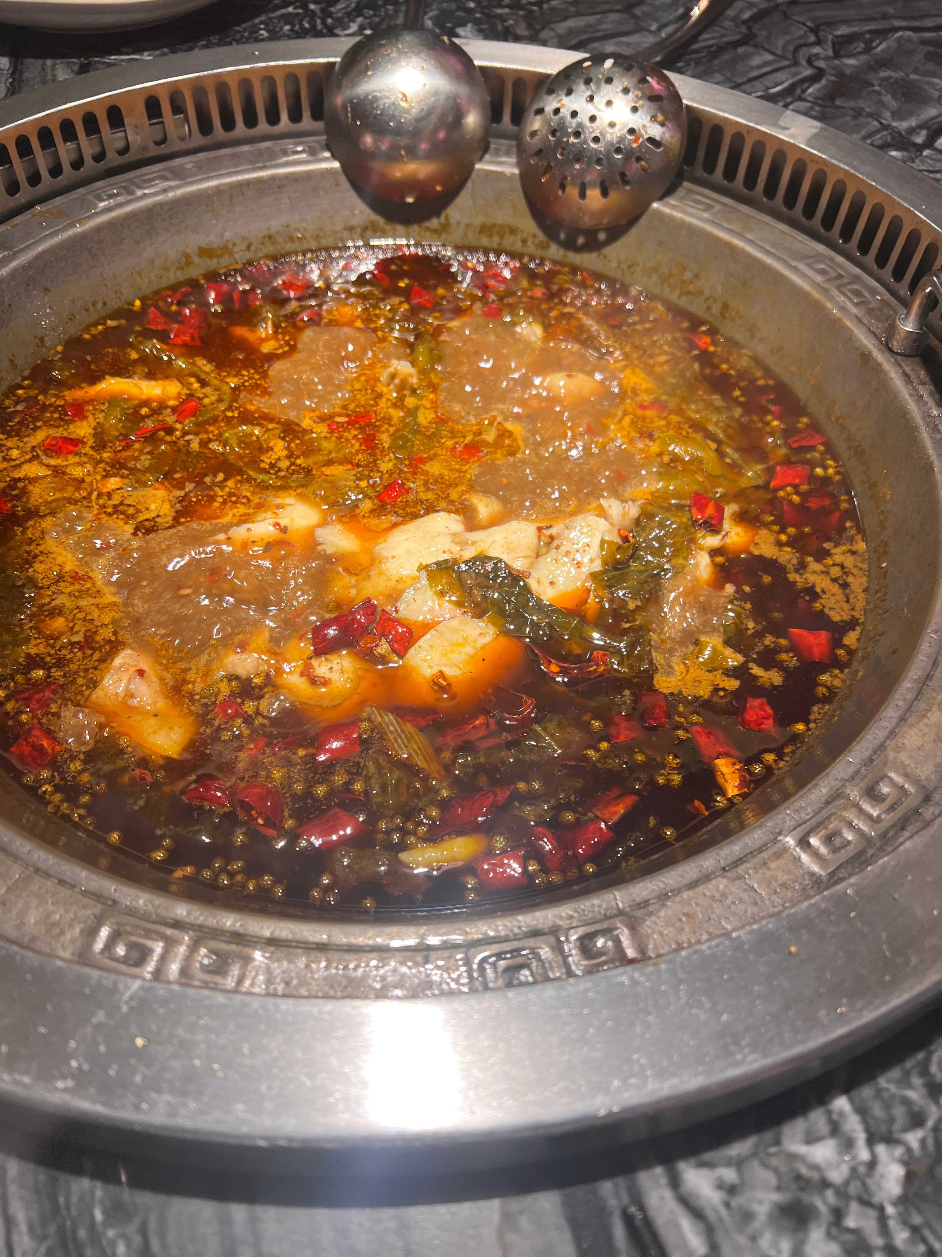 好吃，报好看​​​