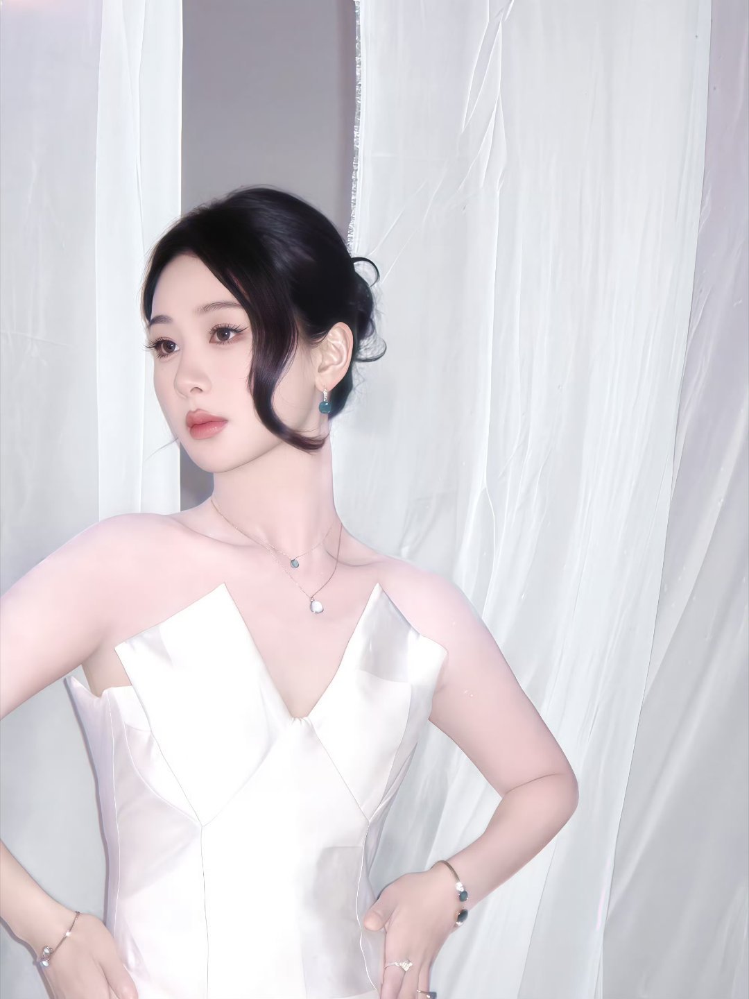 杨紫杨紫玉兰花开君再来yz杨紫董竹君我见过太多风景也钟意过太多生灵却唯