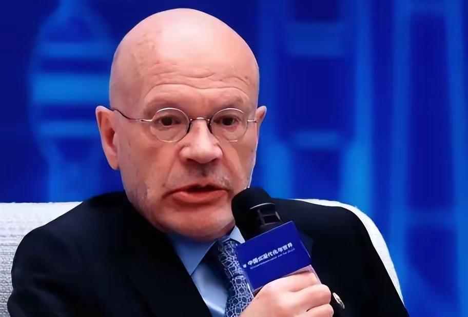 为什么西方国家都不喜欢中国？英国专家：中国有一个“老问题”英国剑桥大学前高级研究