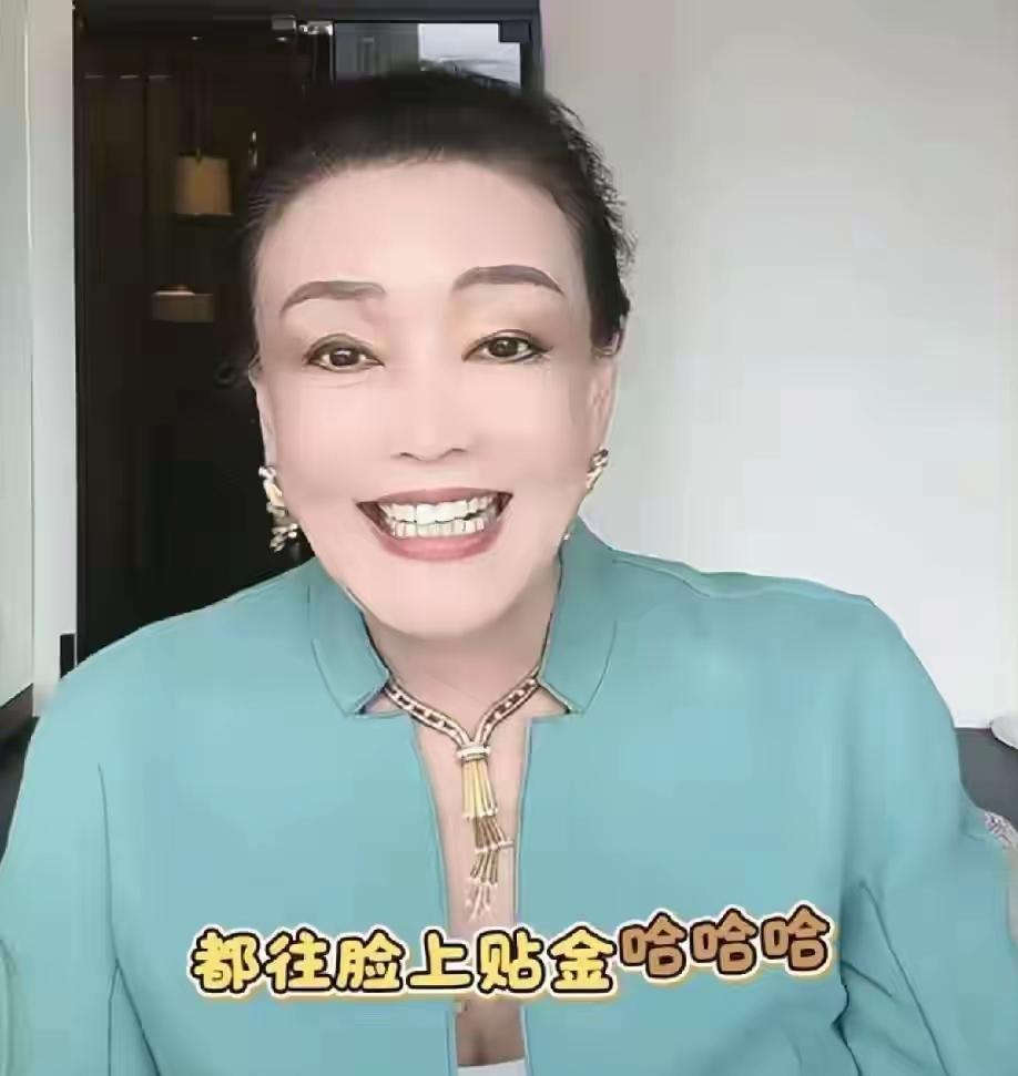 兰姐一句“汪小菲名下连个毛都没有”惊掉大家下巴，在马筱梅产子后，全家都沉浸在喜