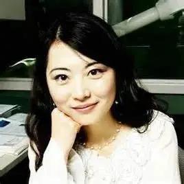 “我宁愿在美国住下水道，翻垃圾！也不回中国！”谁能想到，说出这句话的人，竟然是满