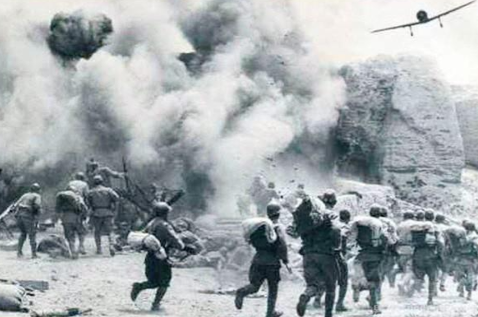 1955年授军衔，三个闹得最凶的人是谁？他们分别获得了什么军衔？在中国近代史