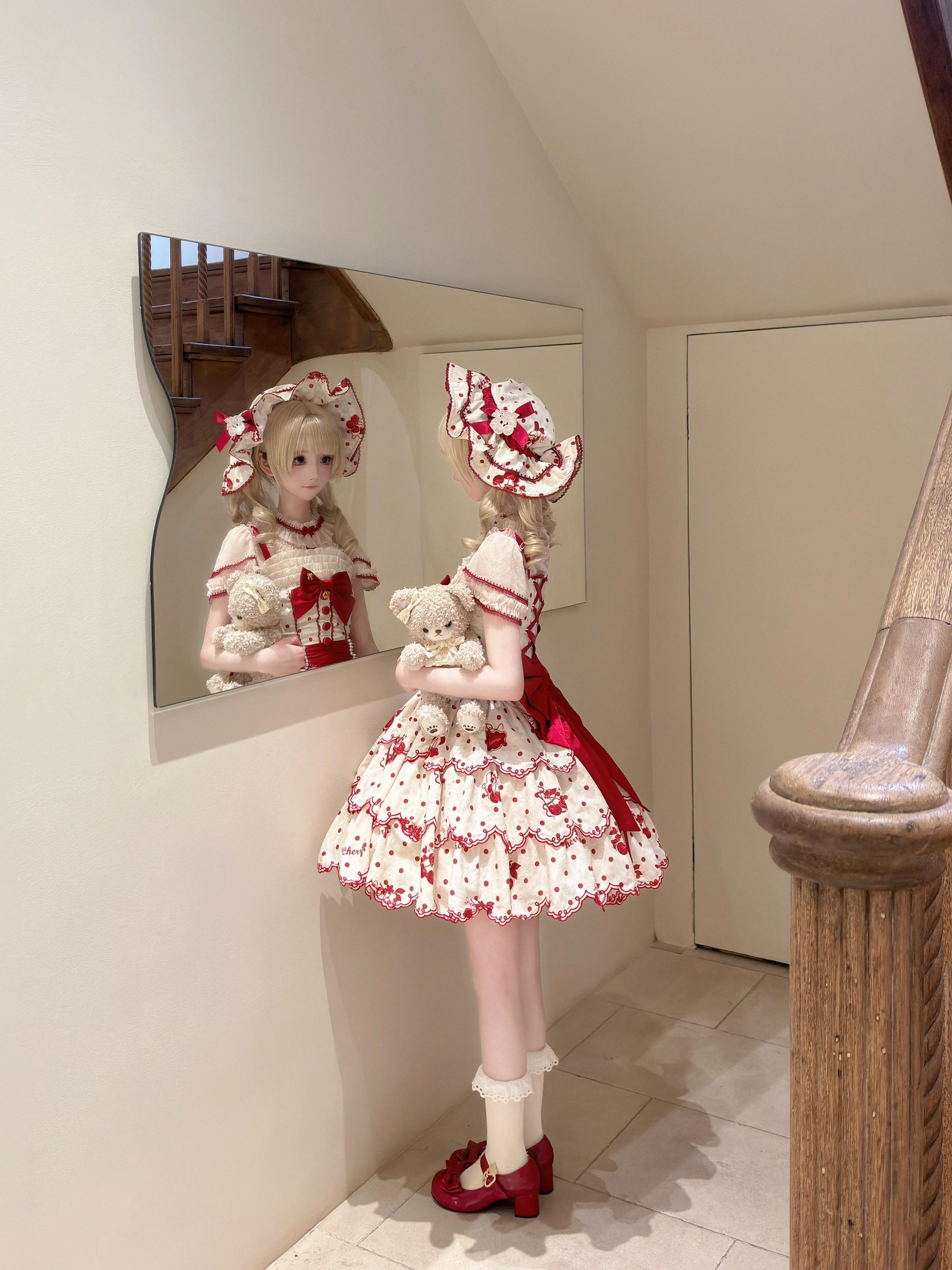 幸福就是把自己打扮成洋娃娃。