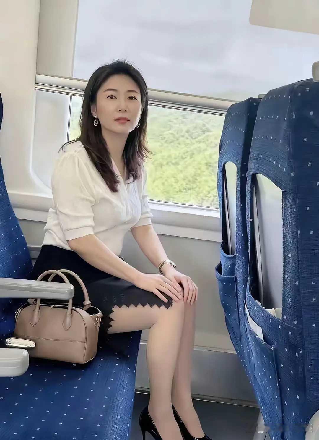 都是四十多岁的人了