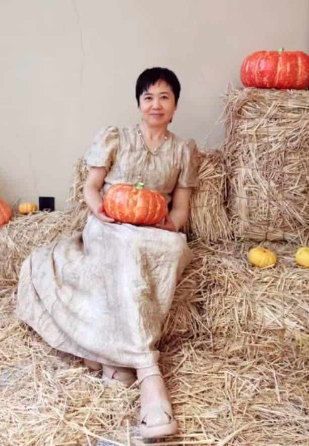 北京市一名女子韩延民57岁4天前从通州北京艺术中心走失，她患有抑郁症，现在找了4