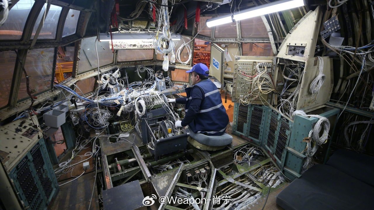 土耳其空军的C130运输机每六年进行一次原厂级别的维护。如有必要，此次维护将持续