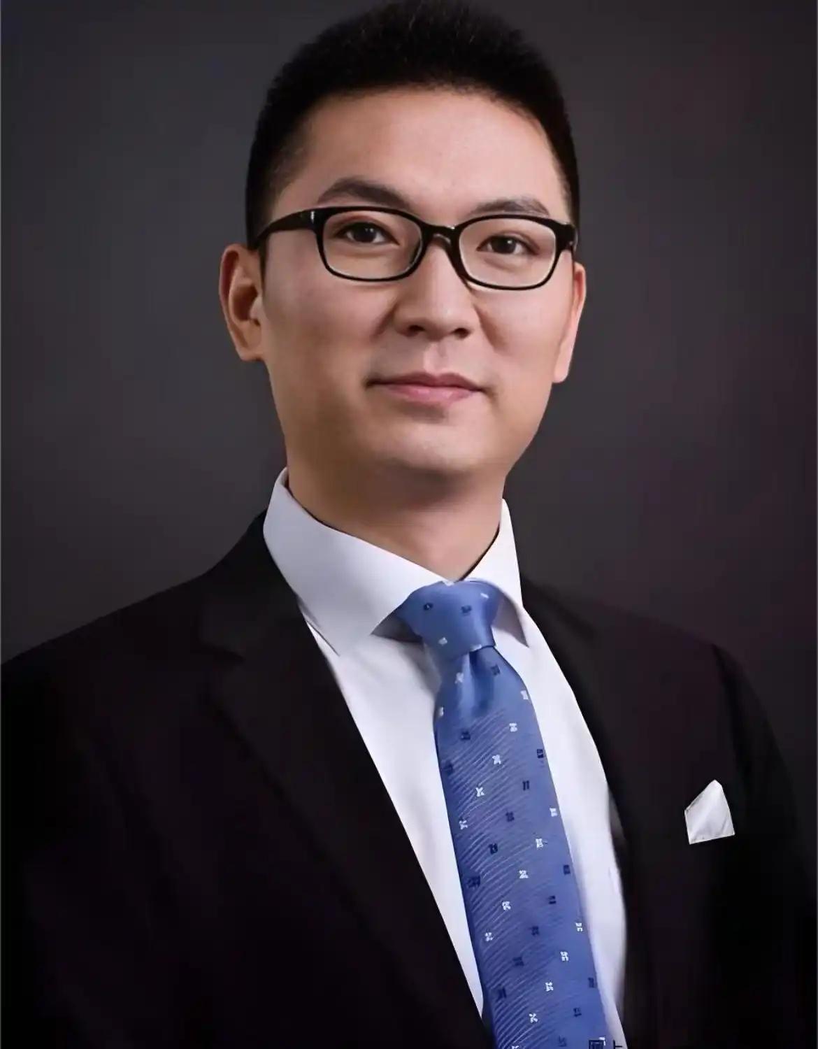 沃尔沃汽车在中国的管理层调整，进一步落到销售端。9月8日，沃尔沃汽车向华尔街