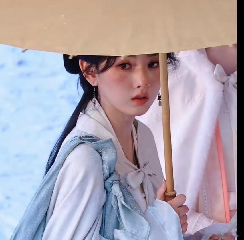 雪地古风白月光！宋祖儿完美还原小说冻红小脸女主终于找到了小说描写具象化的模