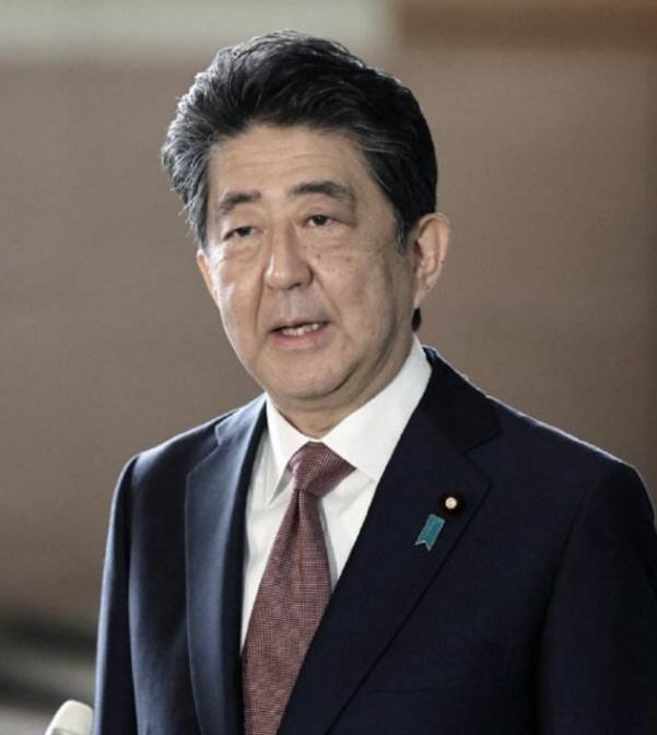 安倍晋三遇刺疑云，他的行程是在7月7日下午5点左右定下，次日7月8日上午11时3