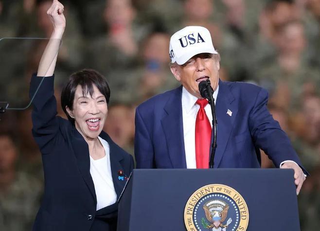 日本敢惹中国，敢惹俄罗斯吗？美国敢扣中国货船，敢扣俄罗斯货船吗？最近日本在