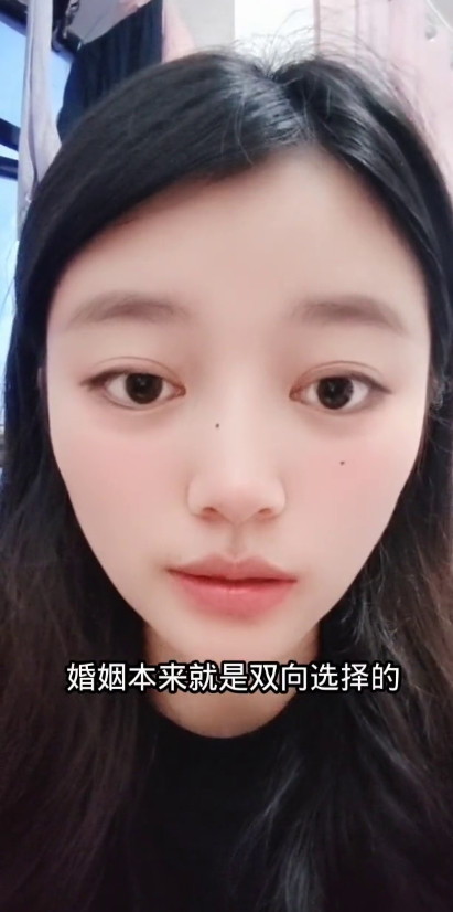 婚姻是双向选择的，你可以拒绝彩礼，女方也可以拒绝嫁给你，这就是现实。天天打着