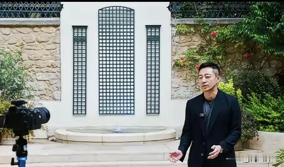 马筱梅不用担心，与汪小菲的这段婚姻，会走入汪小菲与前妻之间的那段婚姻一样的处境，因为汪小菲不再年轻了