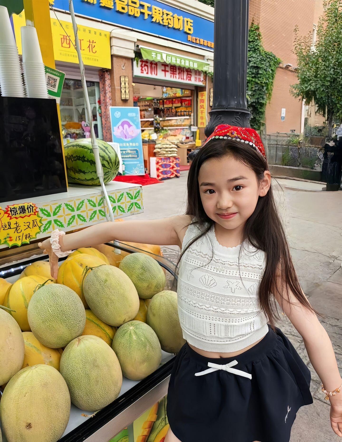 小酒窝不是星二代也会红的​​​