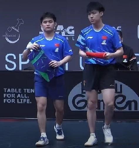 单打输了就专注双打，林诗栋和黄友政进决赛。没想到双打也这样难，开局就8-11输