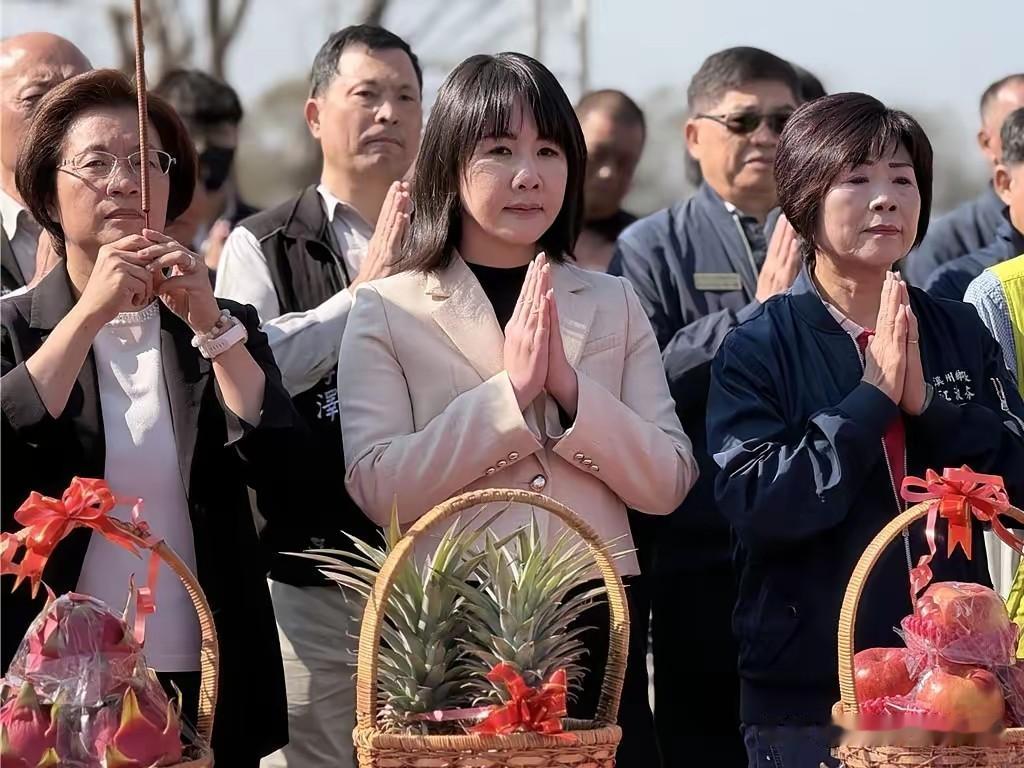 谢典霖父子的诉求被台中分院驳回，在中秋节失去了自由，无法和家人团聚过节了，为什么