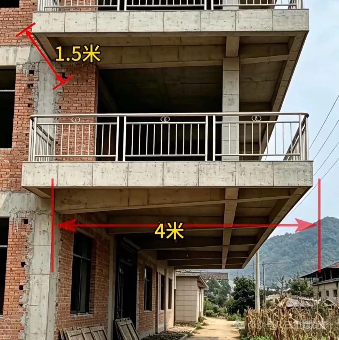 农村建房，向天再借500平！这样的房子你敢住吗？
