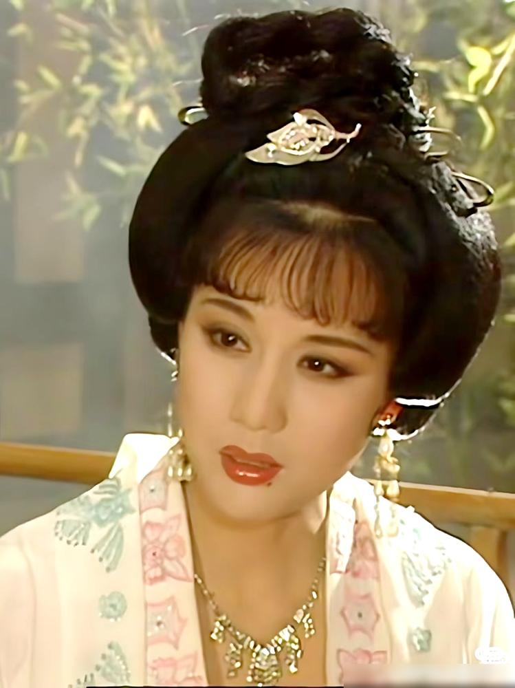 同居27年不婚不育，她临终才后悔，他两年后也走了。她曾被婚姻刺痛，发誓不嫁不