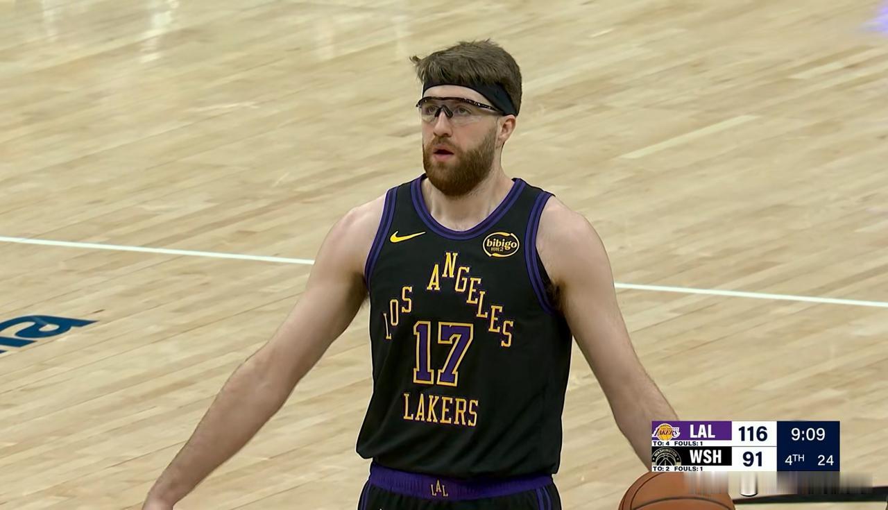 湖人大将蒂米绝对配得上更多的上场时间！在今天湖人客场以142：111大胜奇才的比