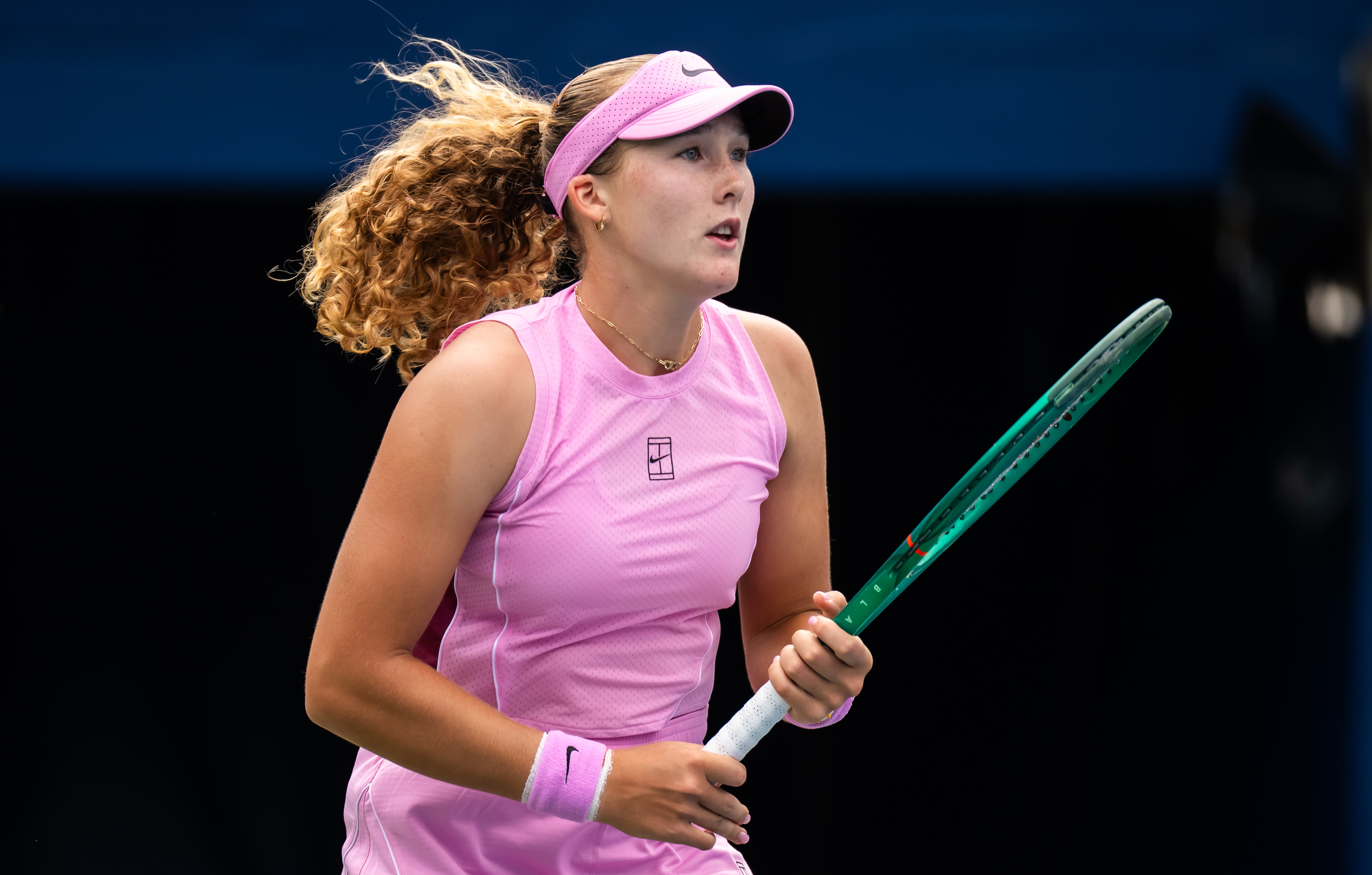高奏凯歌😉WTA1000辛辛那提站女单第三轮，5号种子米拉·安德列娃以6-1