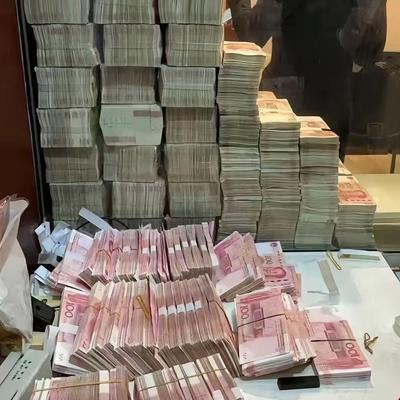 银行行长说:“100万的现金，每个月花4200，要20年才能还完，而100万的