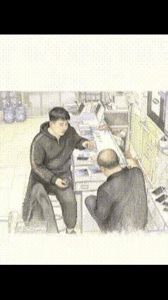 北漂小伙这波操作,把“信任”俩字演活了!没钱吃饭硬着头皮进手机店,想抵押手机换钱