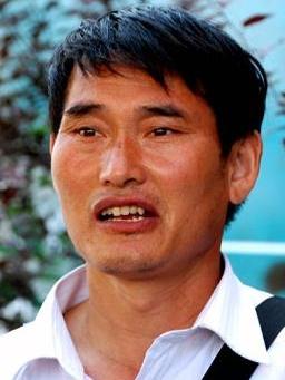 朱之文真有新欢了？天天立忠诚人设，真的有必要吗？大衣哥朱之文火了十几年，最