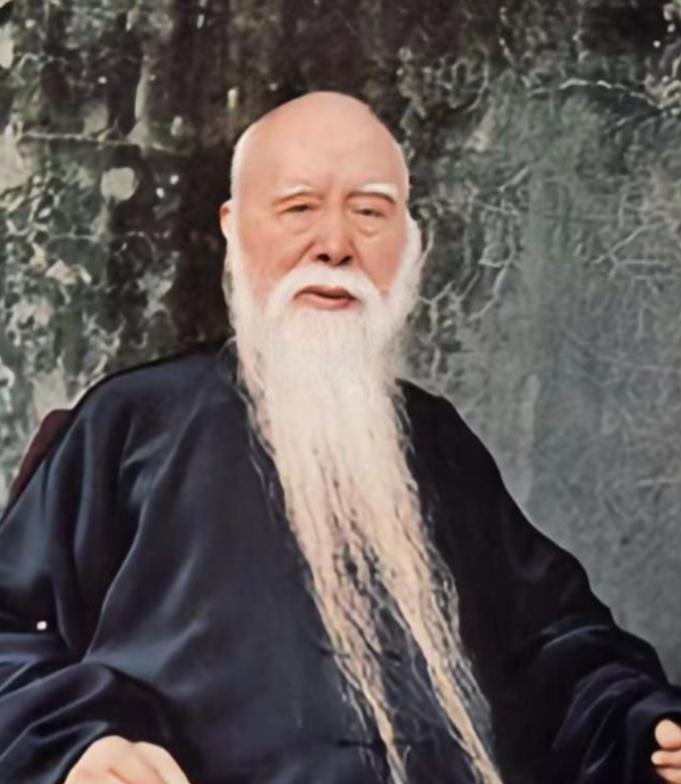 1964年底的台北，一个86岁的老头在病榻上咽了最后一口气。这人身份不一般，他是