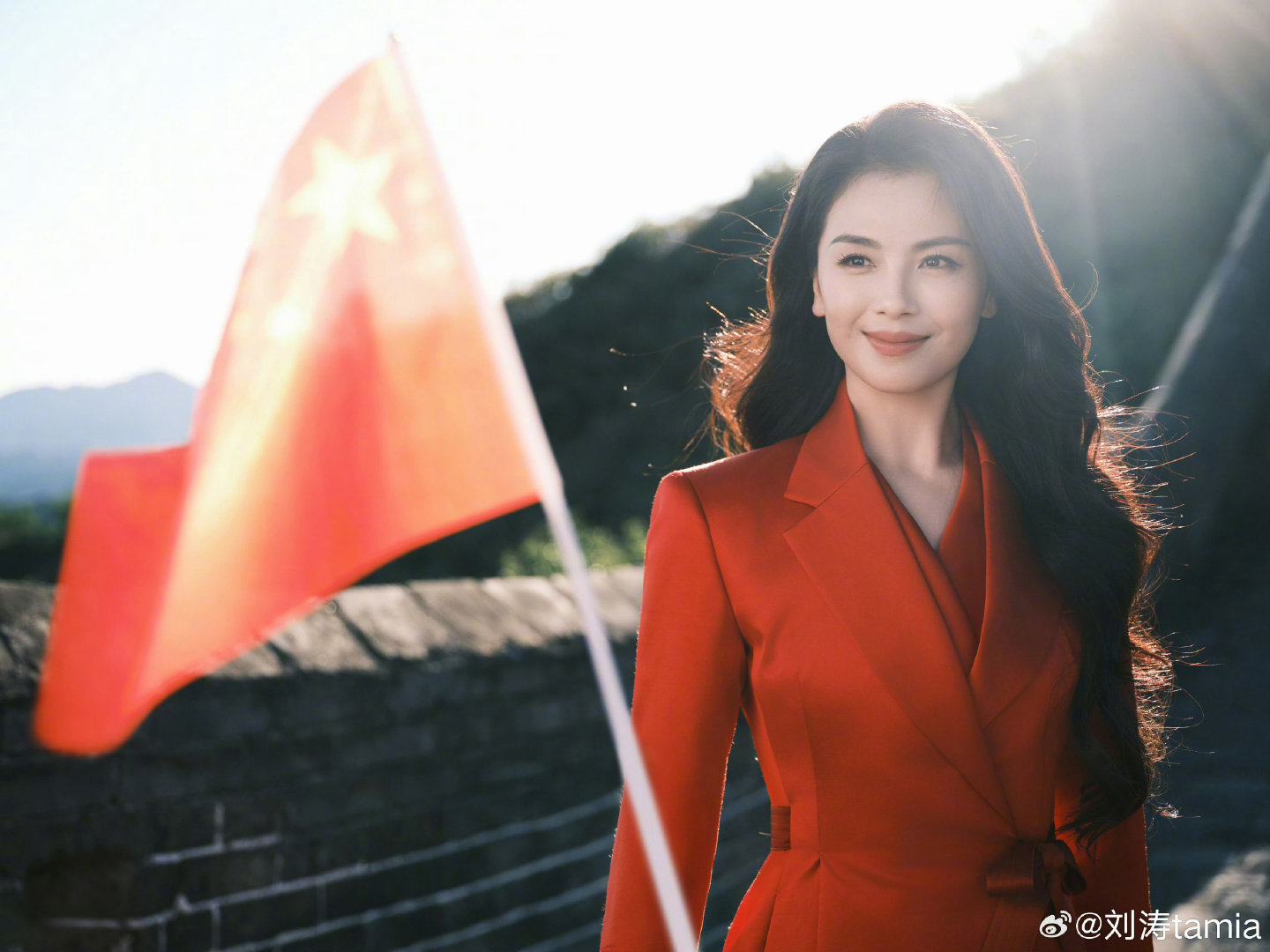 刘涛国泰民安红专大气！好明媚的脸蛋！​
