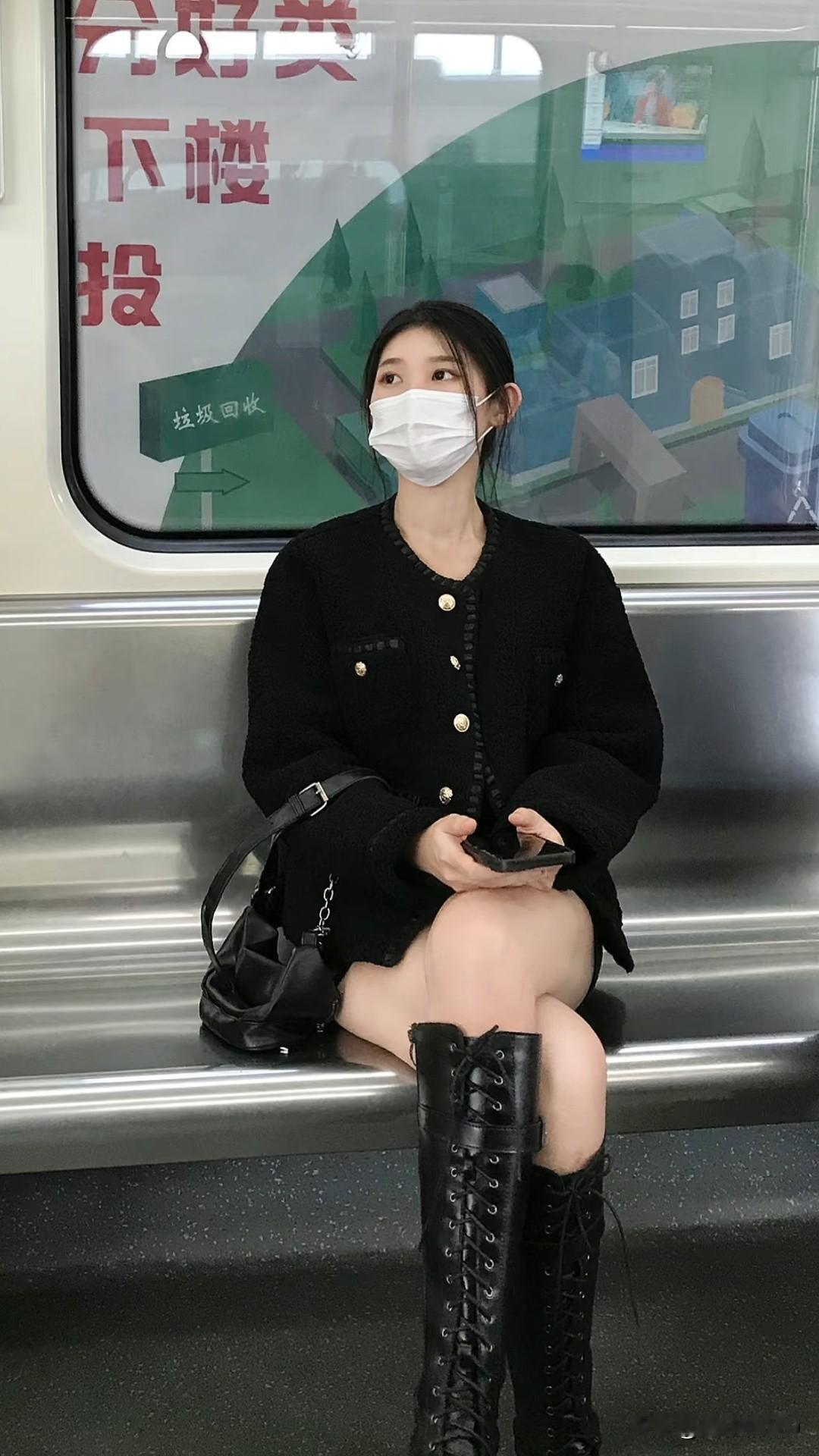 霸都天气“魔性”上身宝子们，这霸都的天气真是太奇怪了！白天18℃，大太阳底下