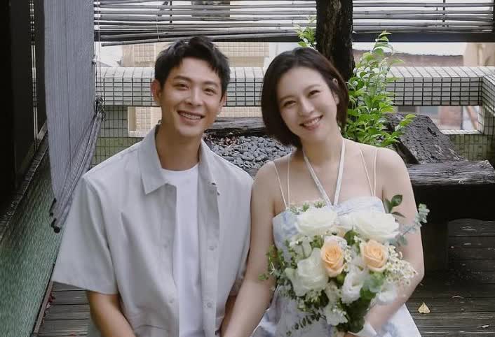 刘品言和连晨翔结婚了想说一句OMG，在我印象里，这是两代人，没想到只差了4岁