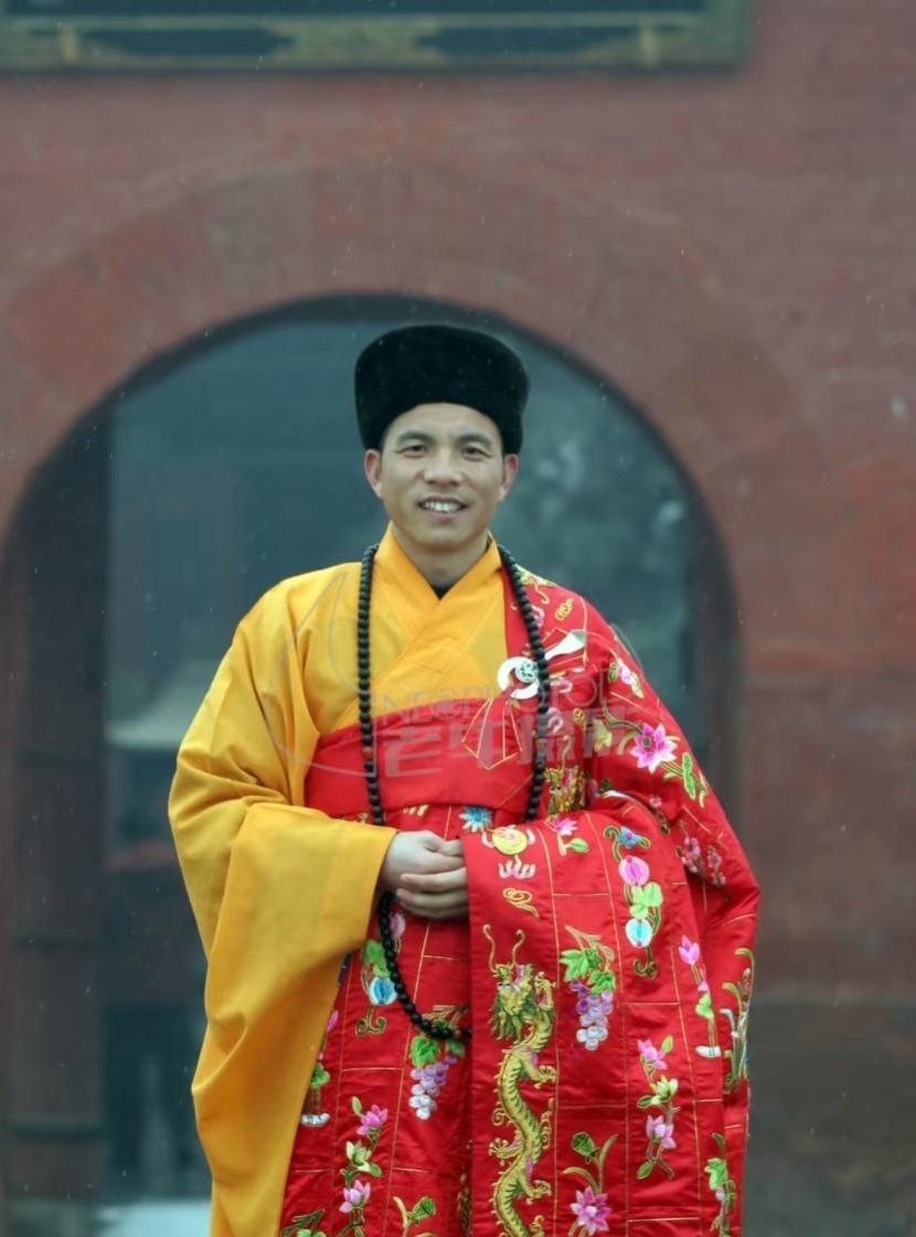 都说释永信作死，差点以为新方丈也在作死呢，原来是我见识短浅了。释永信下马后，释