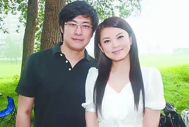 李湘和王岳伦最恩爱的合照，满脸幸福甜蜜​​​