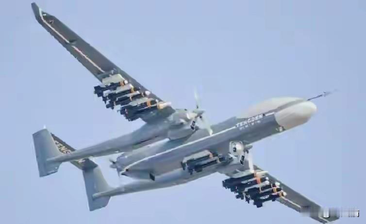 最近听说咱中国自个儿研制的双尾蝎无人机，航程能到8000公里，差不多能飞半个亚洲