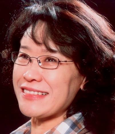 张海迪曾被医生断言活不过27岁，甚至余生只能在轮椅上度过，然而，张海迪不仅打破了