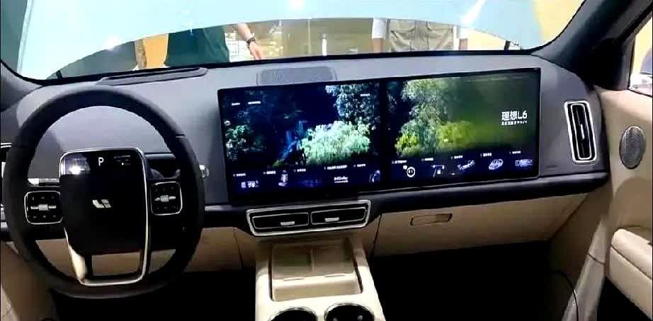 劝大家别油车换电车？我反手就是真香警告！以前开昂科威S最怕堵车，