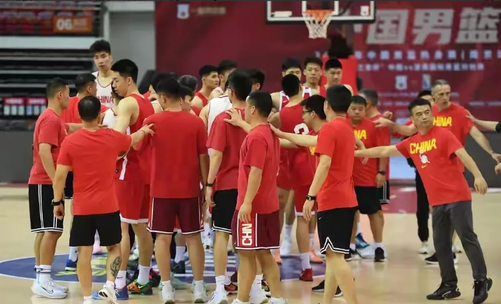 男篮亚洲杯，决赛阵容确定+赛程出炉1🇨🇳中国男篮(主教练郭士强）时隔