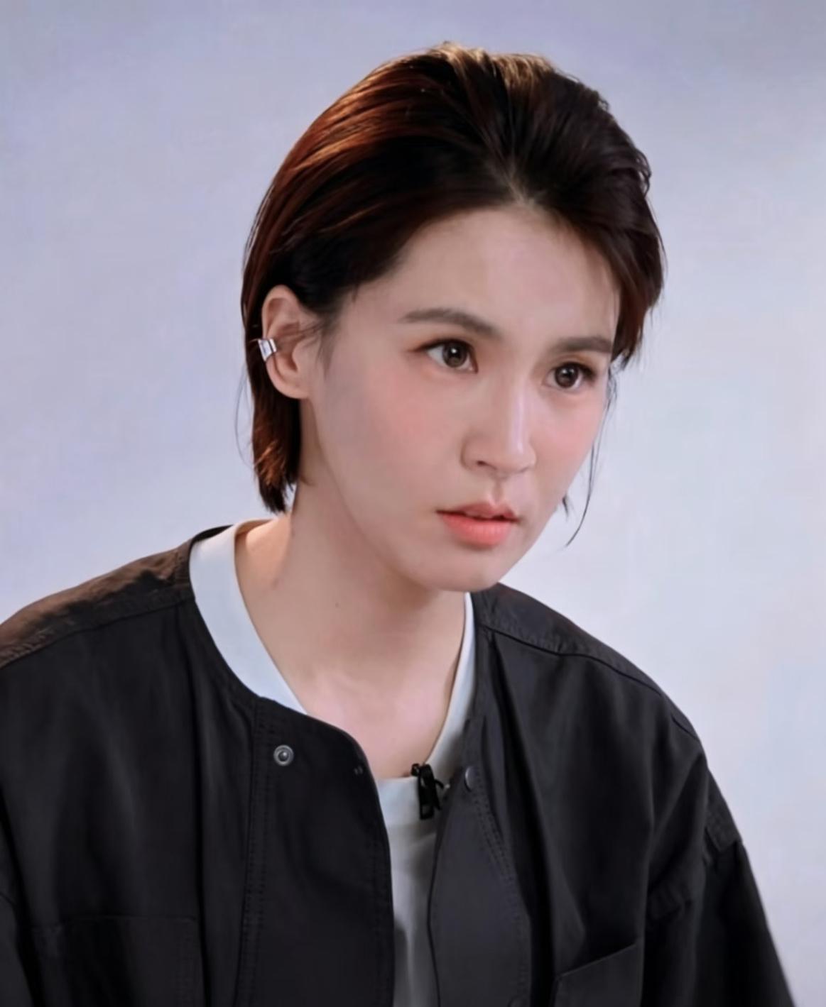 资本大佬为什么都盯着曾沛慈？原因很简单不是她有多好演技，有多漂亮，而是她这个