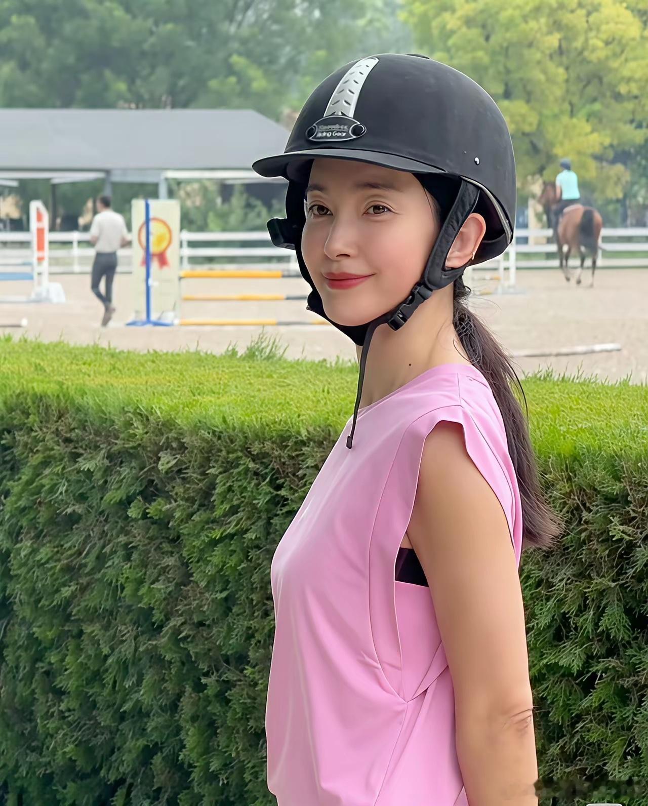 这是52岁李冰冰近照，这也太美了吧​​​