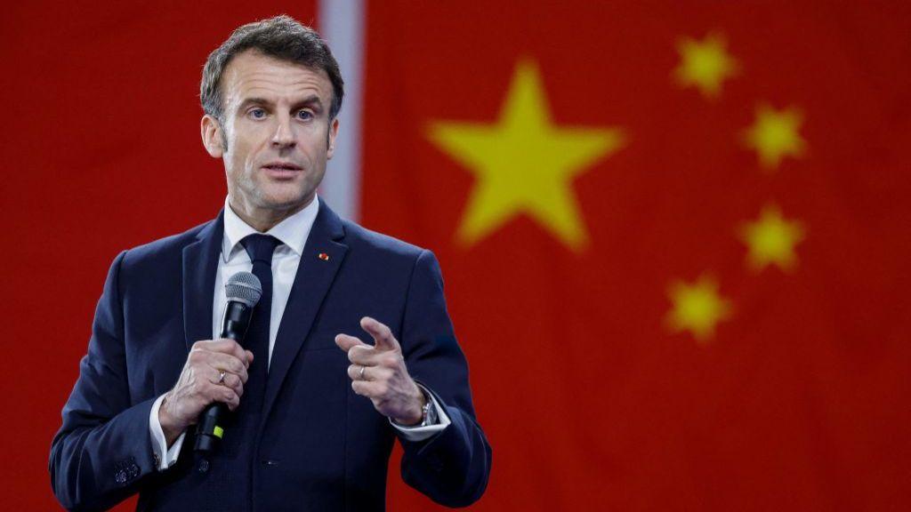 面美国胡作非为，戴高乐孙子喊话法国总统，跟中国俄罗斯合作，远离特朗普。4月1