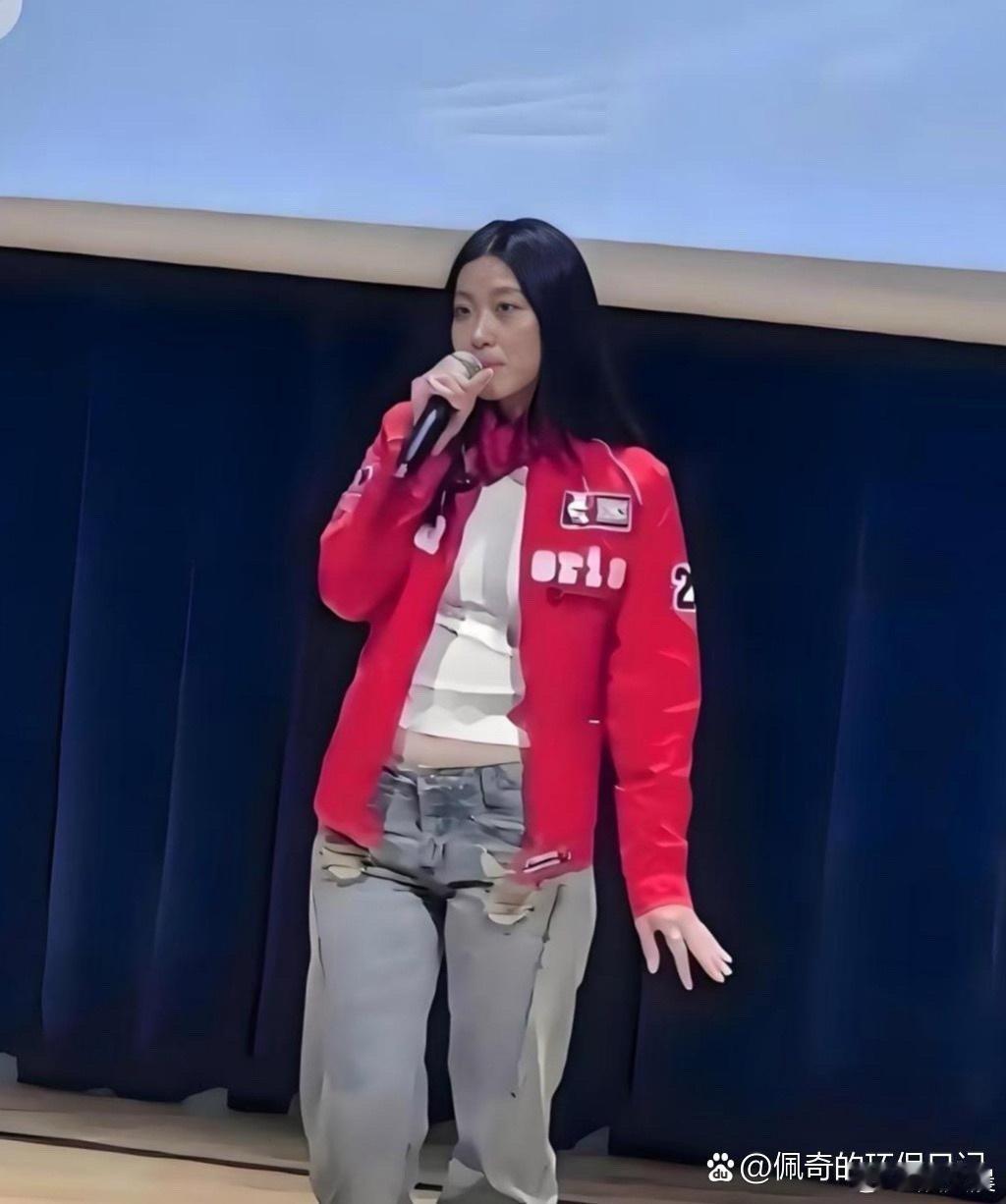 陈奕迅女儿正式出道，气质也太绝了！清冷又灵动，真的有种刘亦菲式的仙气，颜值好出圈