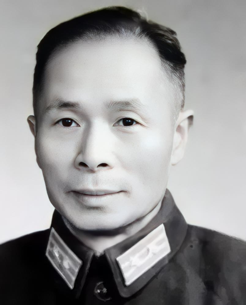 1947年孟良崮，74师参谋长魏振钺指挥残部顽抗后扔剑就擒，谁也没想到，他被俘后