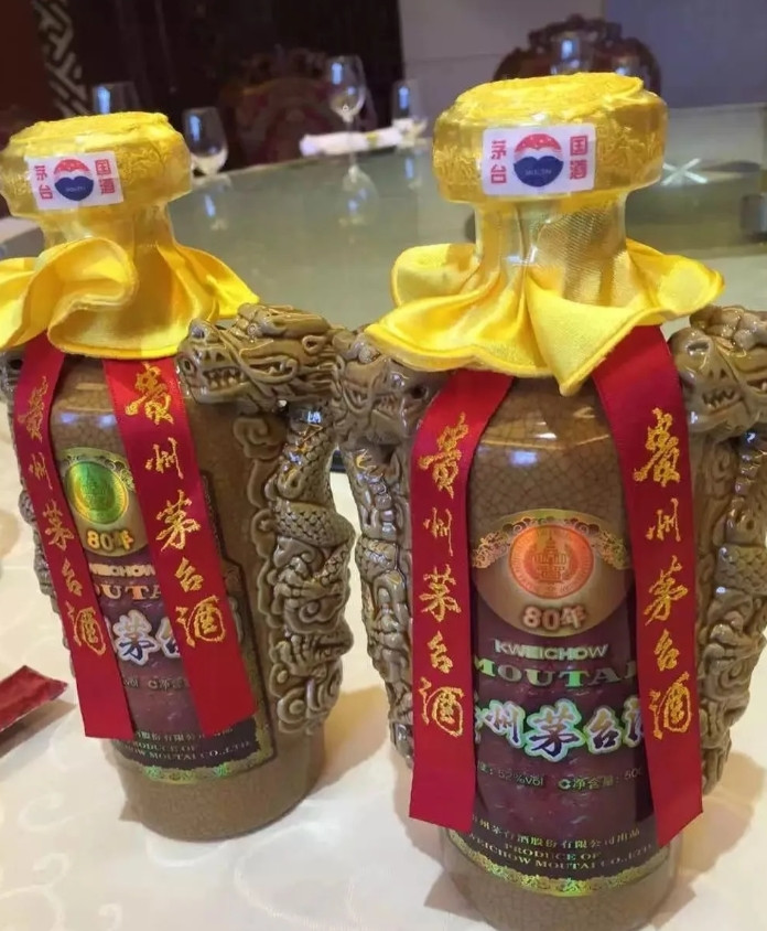 我老公花了420万买下一套领导的二手房，几个月后他升值了，然后我在二手房的一个角