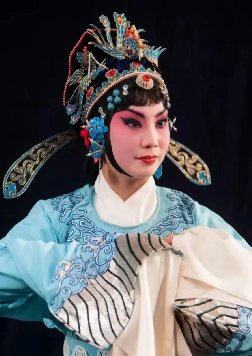79岁的李维康去世了，查了一下才知道，她的晚年生活居然是这么过来的。8月28