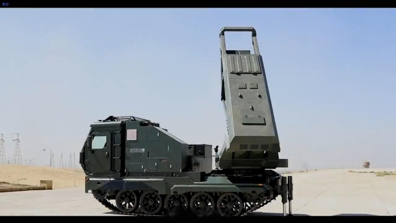 这是埃及最新官宣，埃及自行研制生产的新型多口径多管火箭系统，名称叫做Reda30