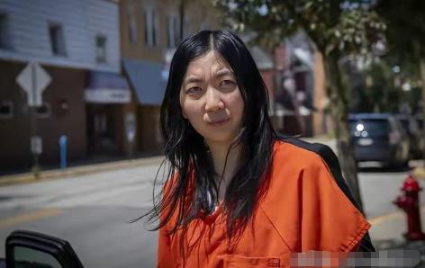 就因为丈夫说了一句“妹妹要来”，她被指捅了婆婆245刀7月23日，美国宾夕法